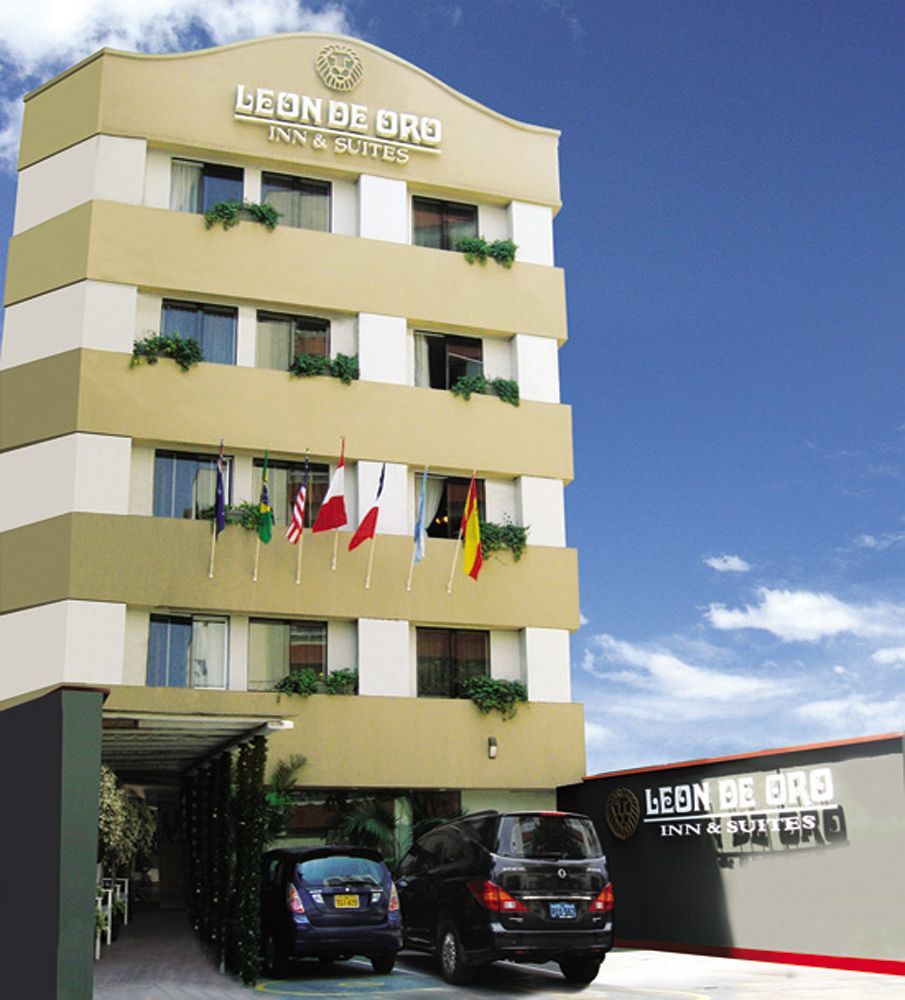 Leon De Oro Inn & Suites Лима Екстериор снимка